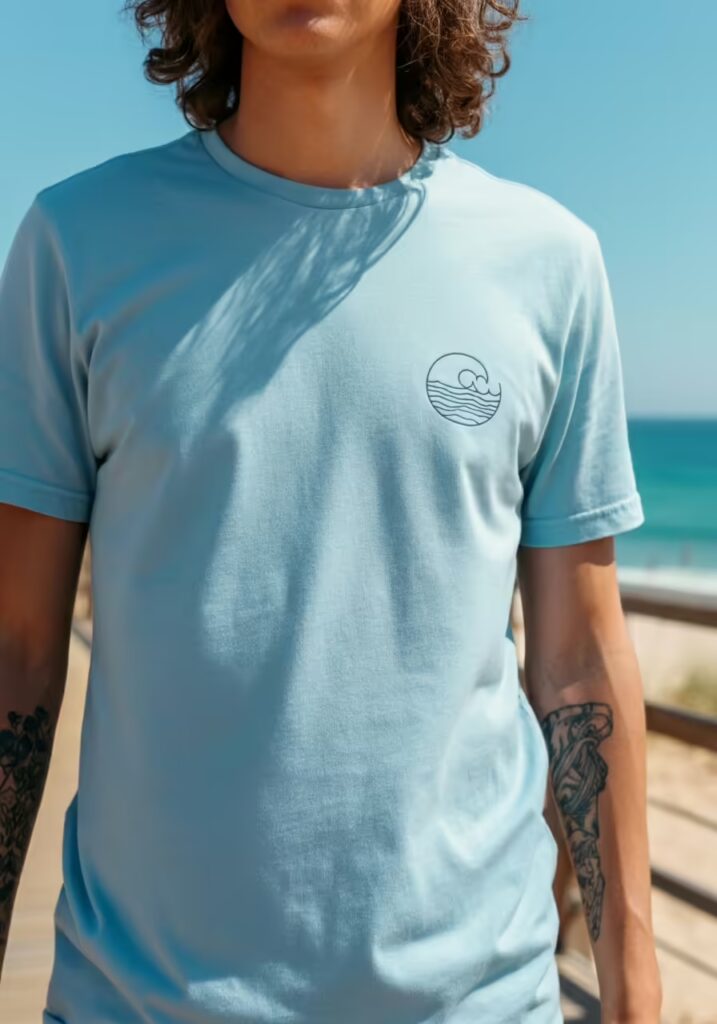 10 Minimalist T-Shirt Style Ideas for a Clean & Modern Look 11 Minimalist ocean wave graphic t-shirt by the seaside